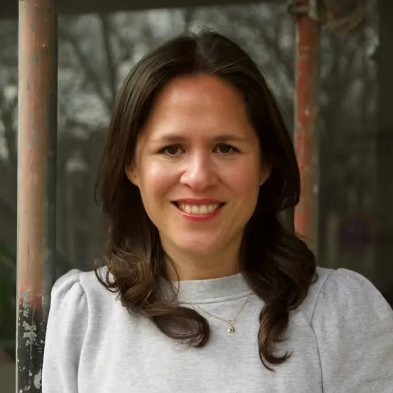 Paula Konga Pizarro, Geschäftsführerin und Architektin